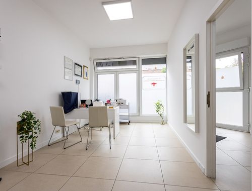                                         Commerce à vendre à Deurne, € 185.000
