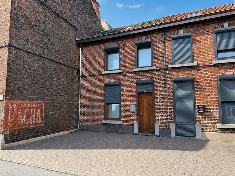 Maison à vendre à ,
                    6001 Marcinelle