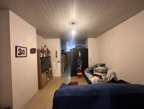                                         App. rez-de-chaussée à vendre à Saint-Gilles, € 129.000
