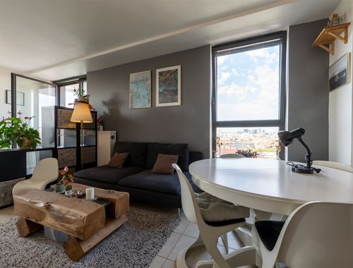                                         Appartement à louer à Molenbeek-Saint-Jean, € 1.150
