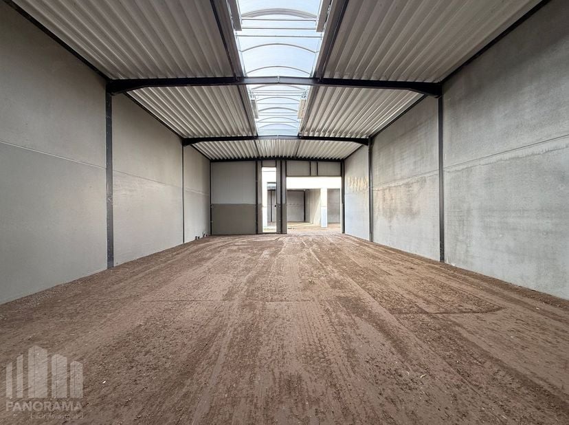 Bedrijfsvastgoed te koop in Doornzeelsestraat 80,
                    9940 Evergem