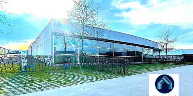 Bedrijfsvastgoed te huur in Vliegplein 31, 9990 Maldegem