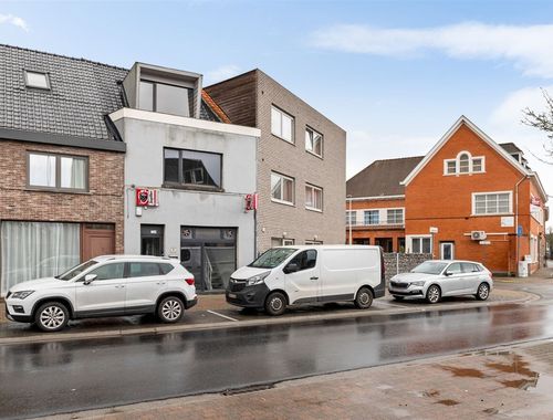                                         Bâtiment commercial à vendre à Lokeren, € 219.900
