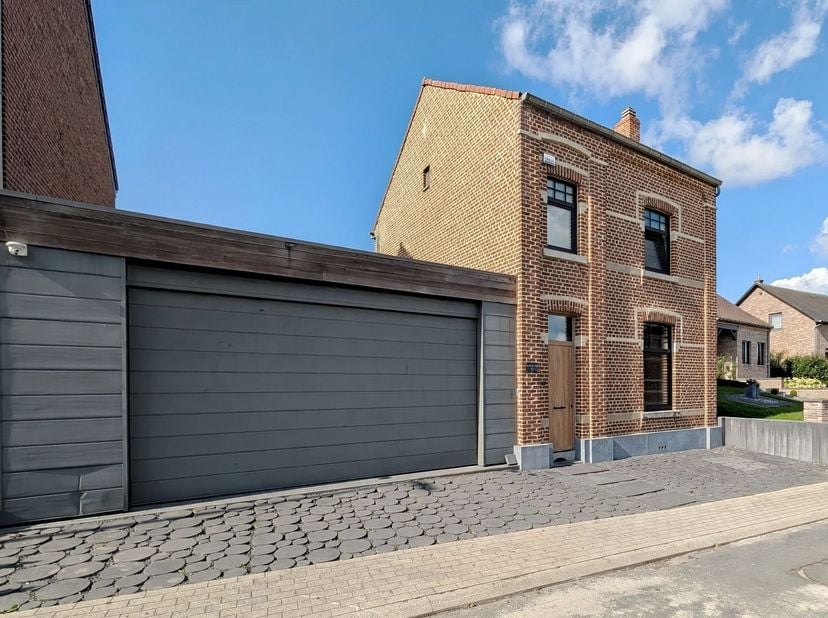 Huis te koop in Grote Straat 20,
                    3770 Val-Meer
