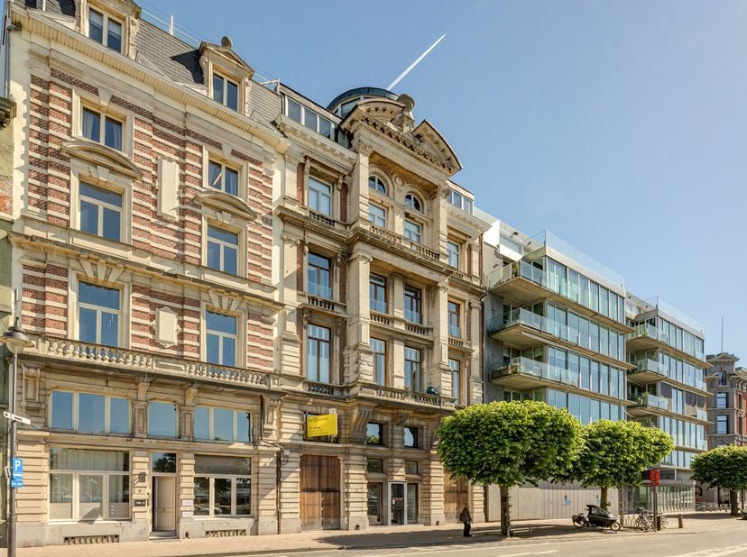 Appartement te koop in Plantinkaai 6 bus 7,
                    2000 Antwerpen