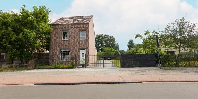Maison à vendre à Heeldstraat 9, 3600 Genk