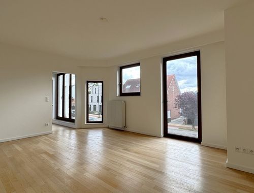                                         Kantoor te huur in Schilde, € 725
