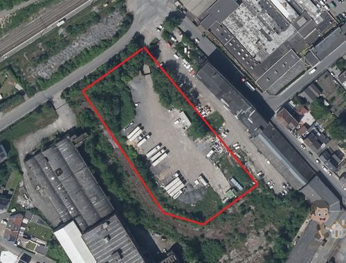                                         Commercieel Gebouw te koop in Lodelinsart, € 425.000
