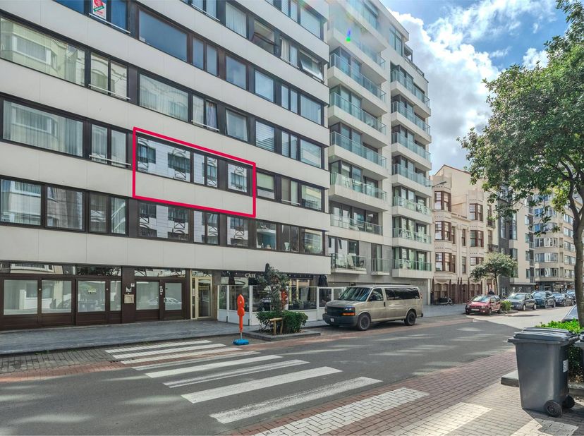 Appartement te koop in Van Iseghemlaan 20 bus 0201,
                    8400 Oostende