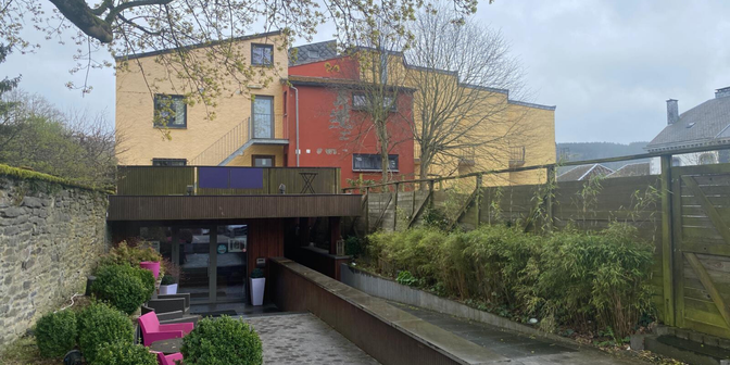 Bien professionnel à vendre à 6690 Vielsalm