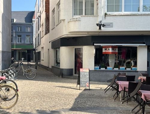                                         Handelspand te huur in Hasselt, € 2.000
