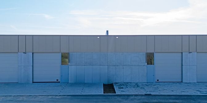Bedrijfsvastgoed te koop in Careelstraat 2, 8700 Tielt