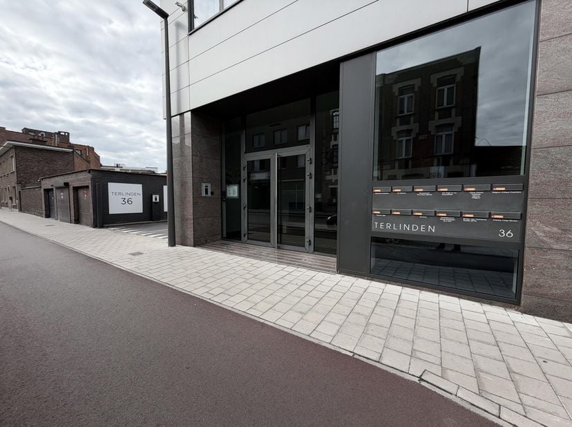 Bedrijfsvastgoed te huur in Terlindenhofstraat 36,
                    2170 Merksem