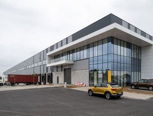                             Bâtiment d’entreprise à louer à Heppignies
