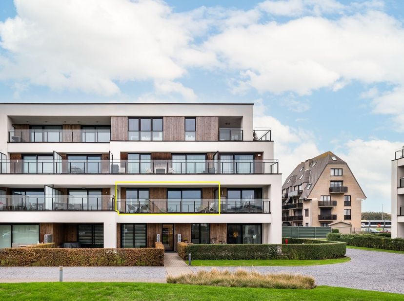 Appartement te koop in Duinenzichterf 12 bus 0102,
                    8450 Bredene