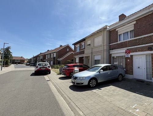                                         Woning te koop in Roeselare, € 225.000
