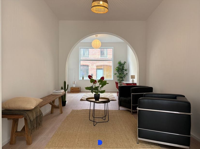 Huis te koop in Dokter Delbekestraat 12,
                    8800 Roeselare