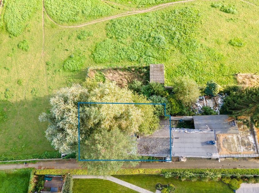 Terrain à vendre
                    à 9520 Sint-Lievens-Houtem