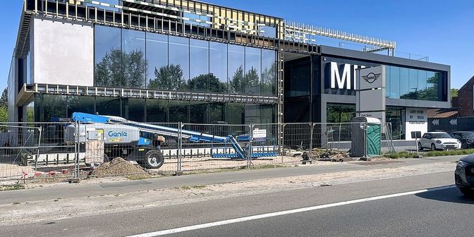 Bedrijfsvastgoed te huur in Kortrijksesteenweg 1228, 9051 Sint-Denijs-Westrem