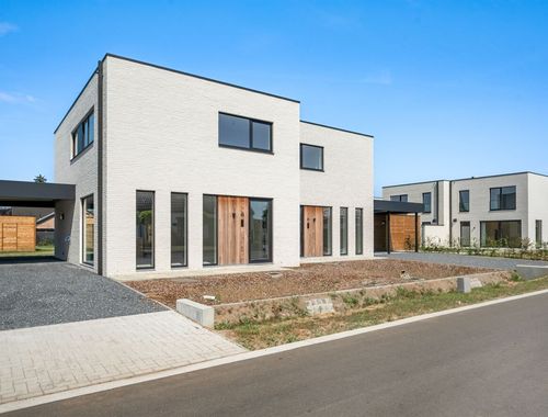                                         Eengezinswoning te koop in Vorst, € 435.000
