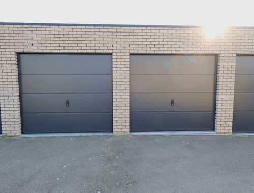                                         Garage à vendre à Roeselare, € 29.000
