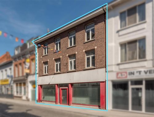                                         Usage mixte à vendre à Turnhout, € 325.000
