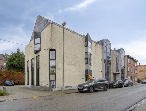                                         Bedrijfsgebouw te koop in Strombeek-Bever, € 630.000
