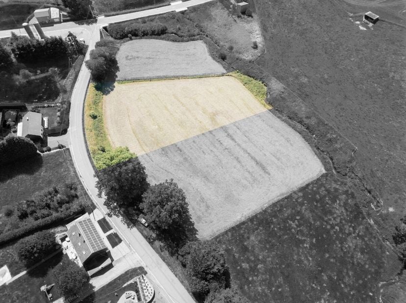 ERA BLUX biedt u dit prachtige bouwperceel van 61 are aan, ideaal gelegen in het rustige gehucht Côpon, tussen de gemeenten Sainte-Ode en Vaux-sur-Sûr