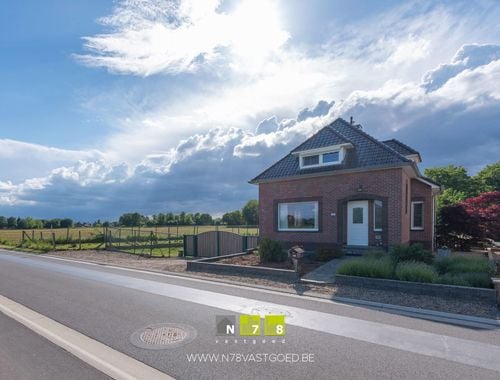                                         Maison à vendre à Dilsen-Stokkem, € 325.000
