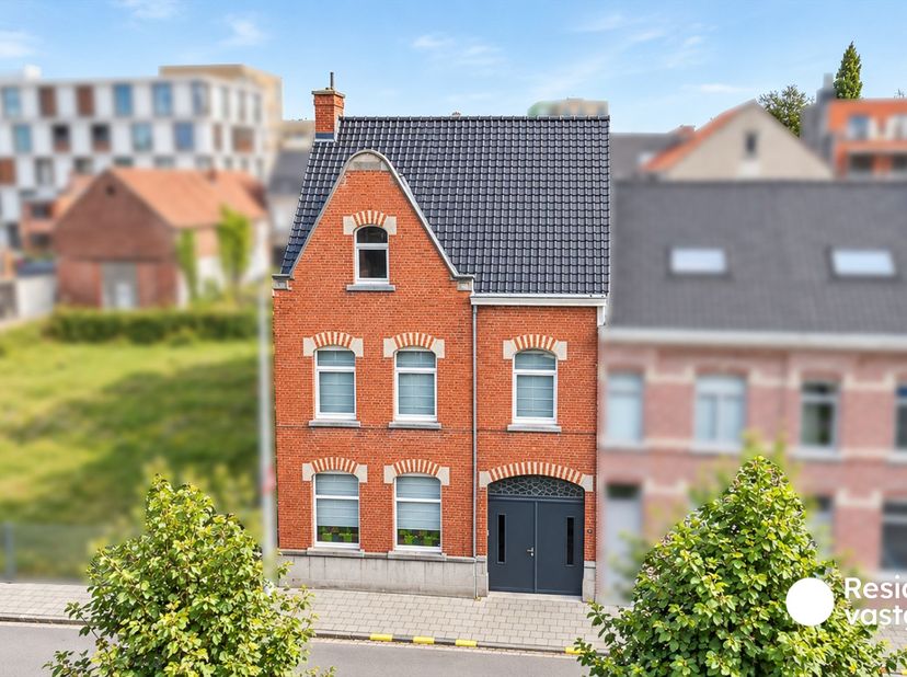 Huis te koop in Kokelaarstraat 44,
                    8800 Roeselare