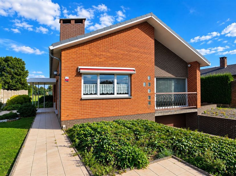 Huis te koop in ,
                    7012 Flénu