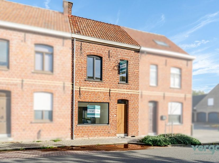 Huis te koop in Kwadestraat 176,
                    8560 Gullegem