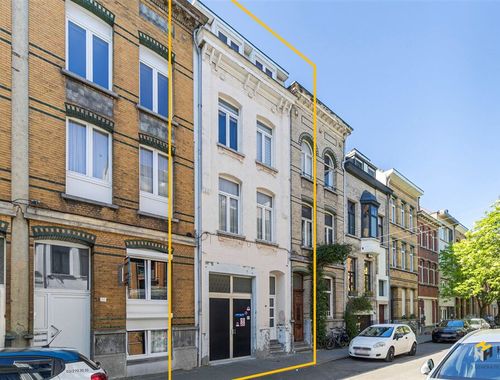                                         Maison à vendre à Antwerpen, € 375.000

