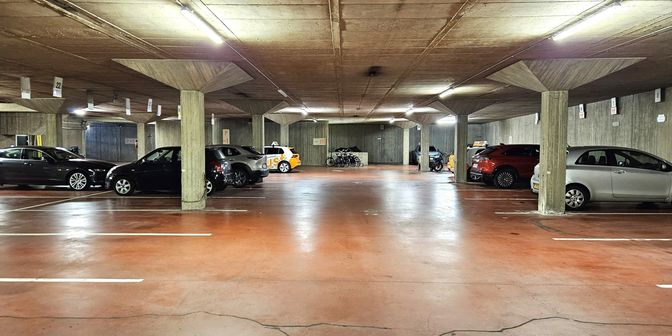 Garage te koop in Plezantstraat - Hofstraat, 9100 Sint-Niklaas
