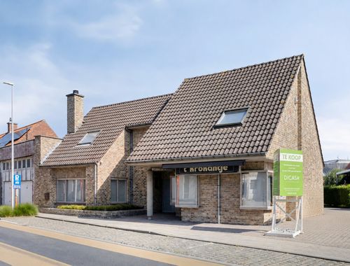                                         Bien commercial à vendre à Hooglede, € 450.000
