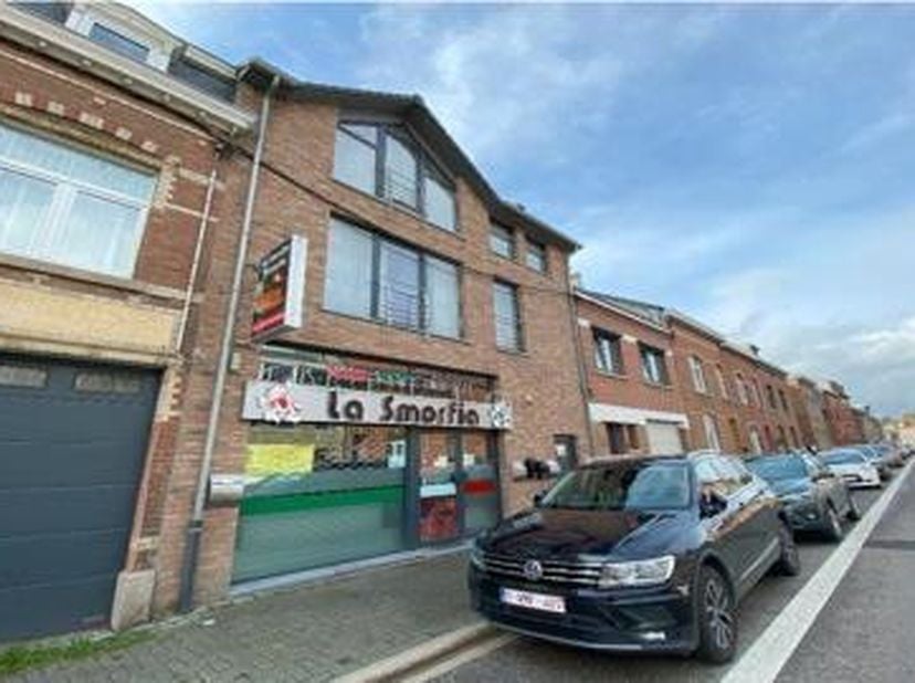 APPARTEMENT<br />
<br />
Appartement situé au premier étage à l'arrière dans la résidence à appartements dénommée "Charles Rittwéger" située à Theux,