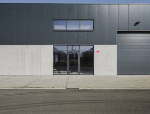                                         Entrepôt à vendre à Moen, € 384.170
