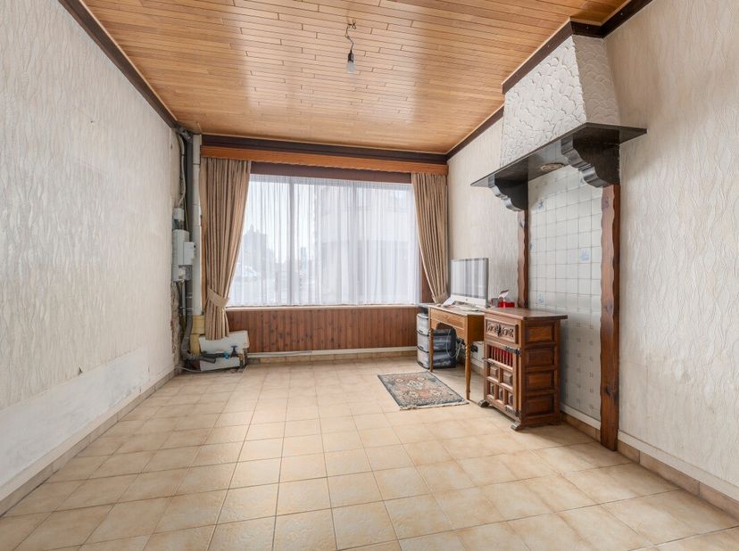 [[ DIT PAND NEEMT DEEL AAN DE ERA OPEN HUIZEN DAG OP 13/6 VAN 16:00 TOT 17:00 ]]<br />
Dit pand neemt deel aan de ERA Open Huizen Dag. Te bezichtigen