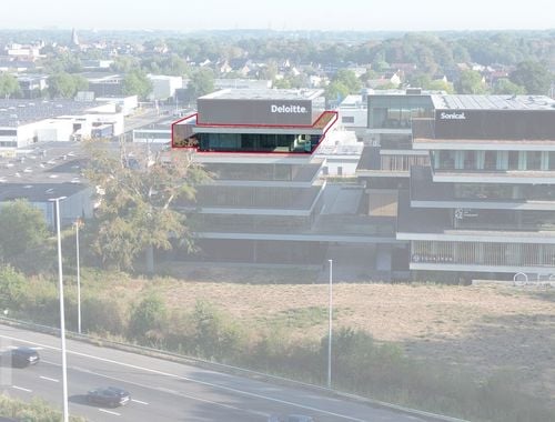                                         Bureaux à louer à Oostkamp, € 6.600
