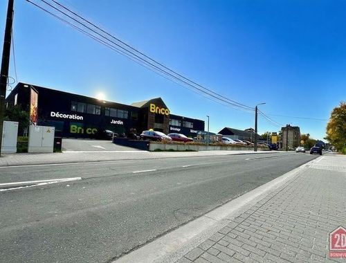                                         Kantoorruimte te huur in Jodoigne, € 500
