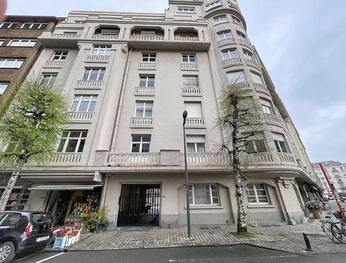                                         Appartement te koop in Elsene, € 895.000
