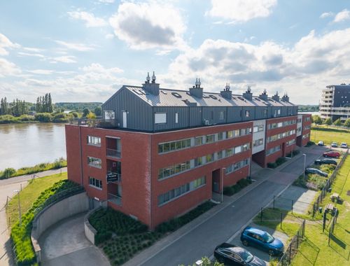                                         Appartement te koop in Niel, € 310.000
