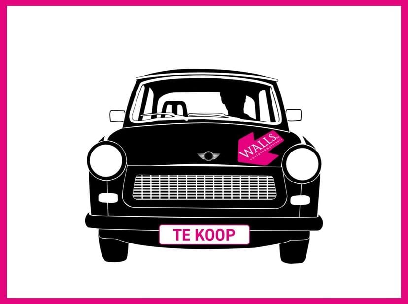 Autostaanplaats genummerd "73" in een afgesloten garagecomplex! Het garagecomplex is afgesloten met automatische poort en afstandsbediening!