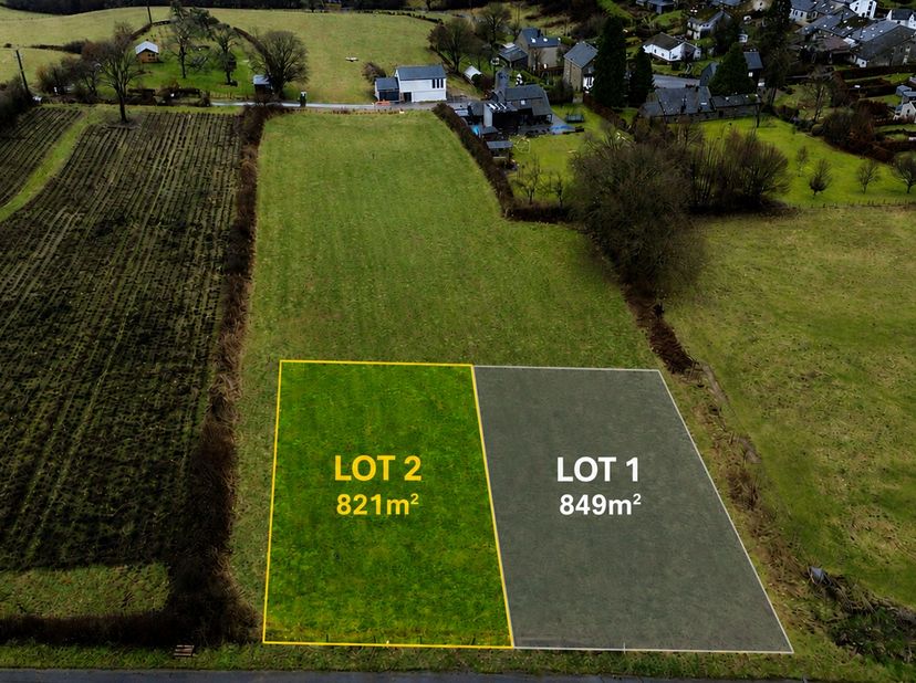 Terrain à vendre à Les Champs Servais,
                    6830 Les Hayons