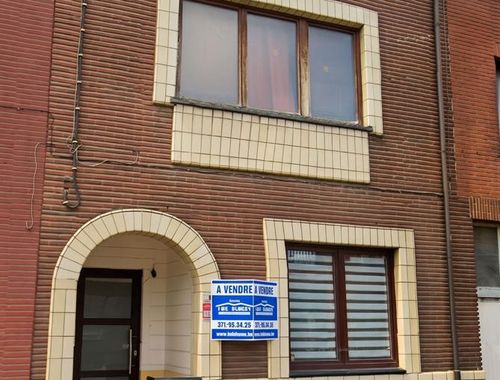                                         Duplex à vendre à Châtelet, € 135.000
