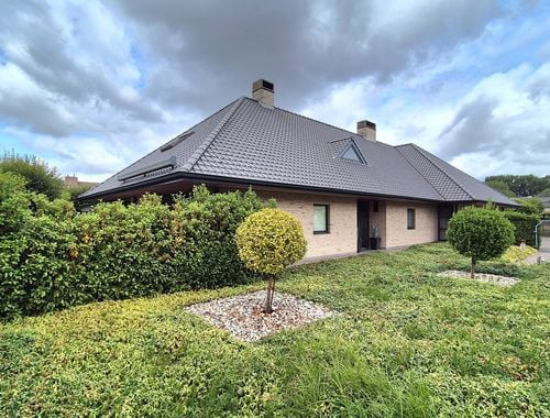                                         Villa te koop in Roeselare, € 795.000
