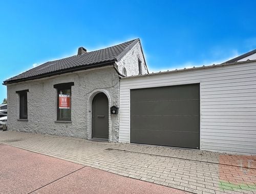                                         Maison à vendre à Erembodegem, € 175.000
