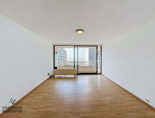                                         Studio met slaaphoek te huur in Oostende, € 620
