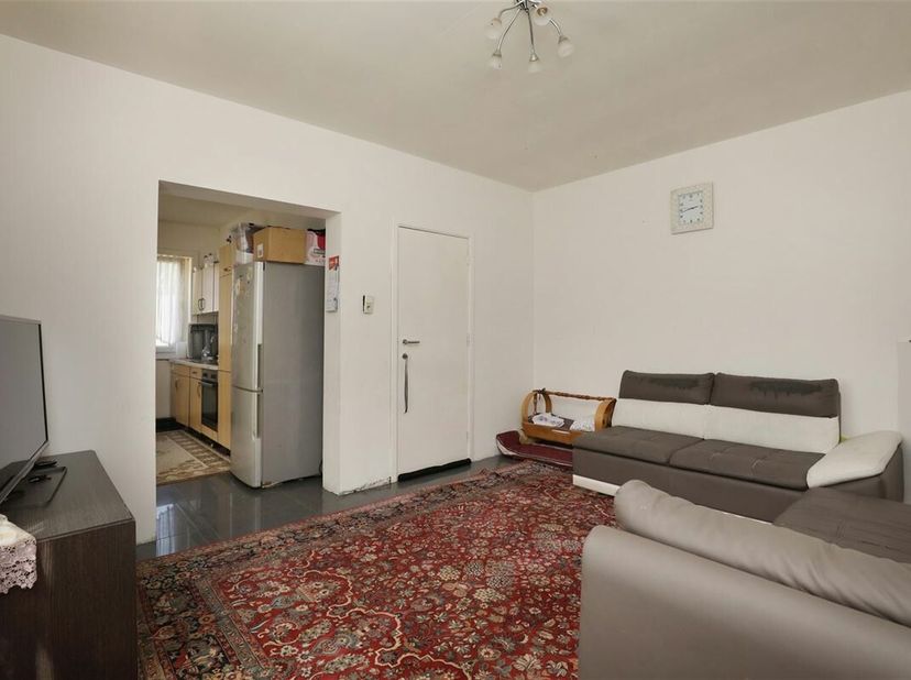 Karakteristieke mijnwerkerswoning met leuke tuin te Beringen<br />
Ben jij op zoek naar een woning die je volledig naar eigen smaak kan inrichten maar