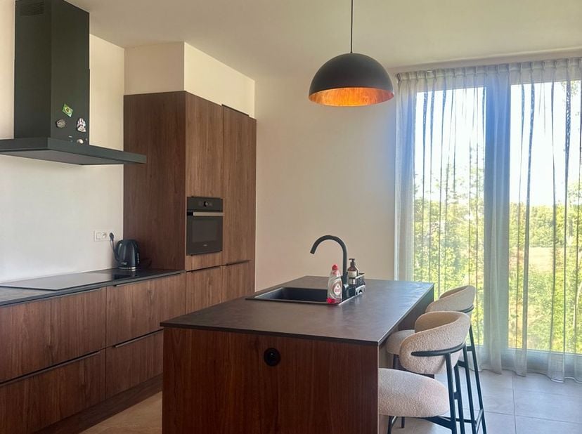Unieke kans voor wie op zoek is naar een recent, stijlvol en instapklaar appartement.<br />
<br />
In een rustige omgeving bevindt zich dit prachtig i